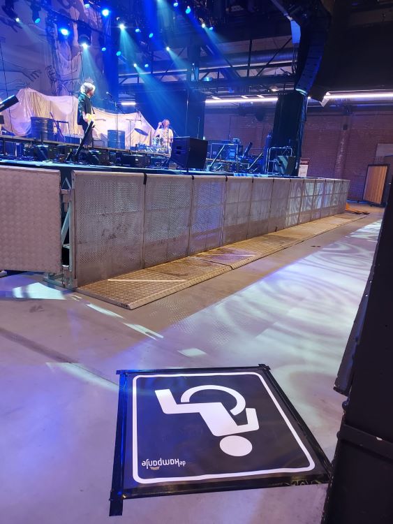 Webinars ‘Maak je podium of festival toegankelijk voor iedereen’ op 3 en 10 december